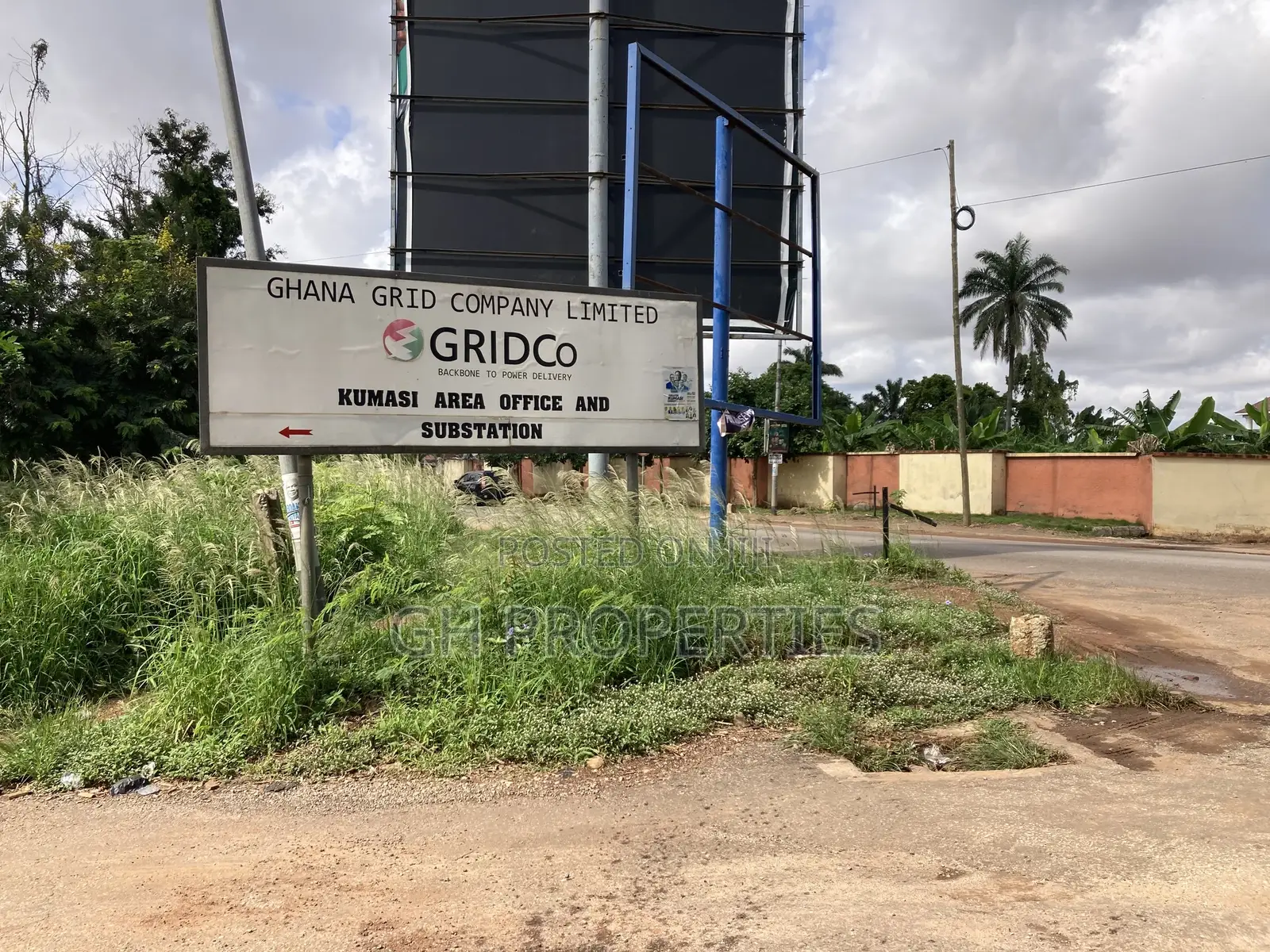 6 Plots for Sale at Adum Ridge Main Road.