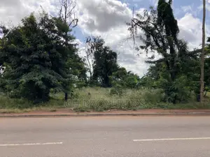 6 Plots for Sale at Adum Ridge Main Road.
