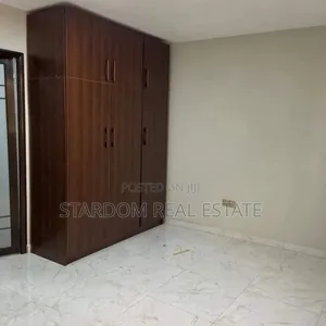 2bdrm Townhouse / Terrace in UPSA Area for rent