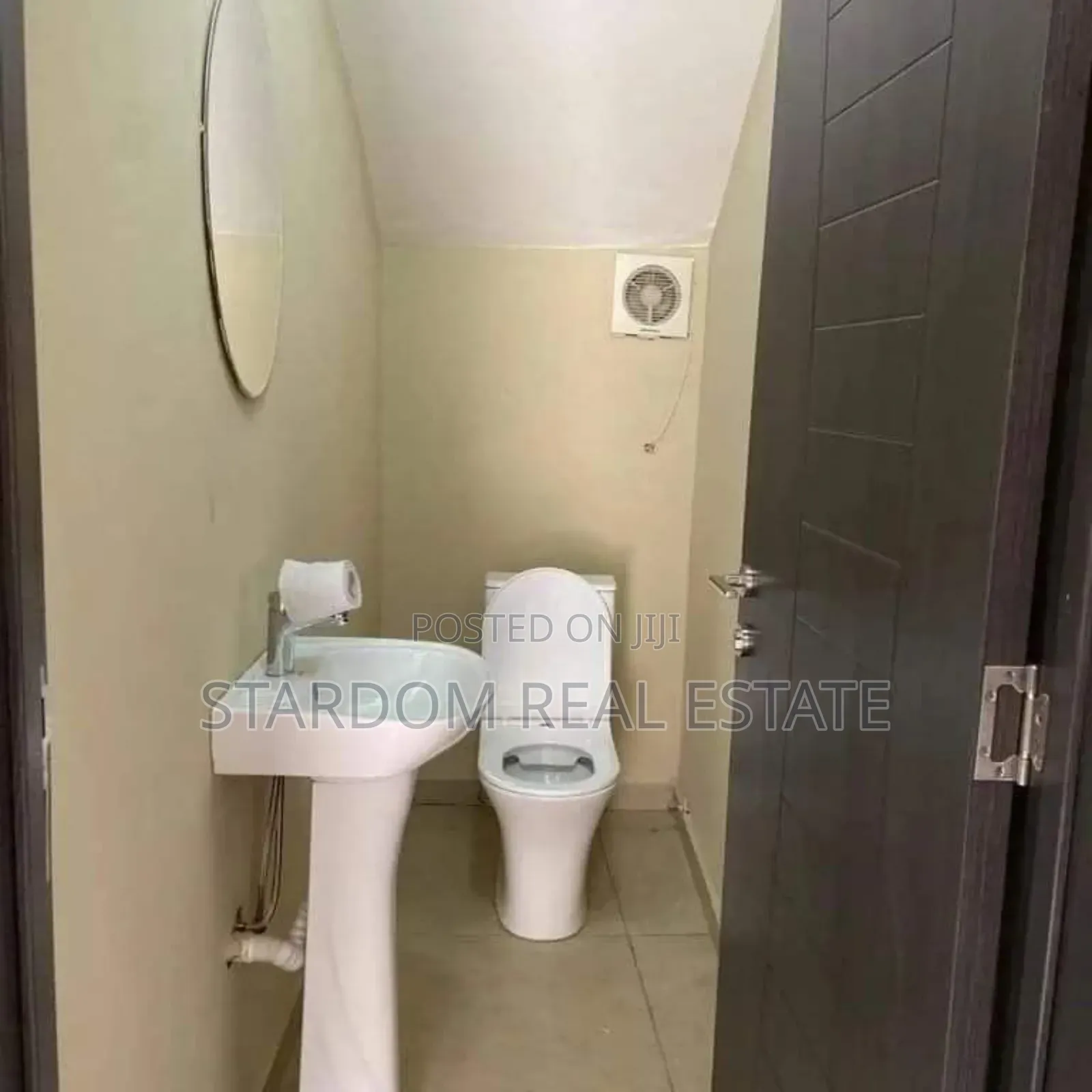 2bdrm Townhouse / Terrace in UPSA Area for rent