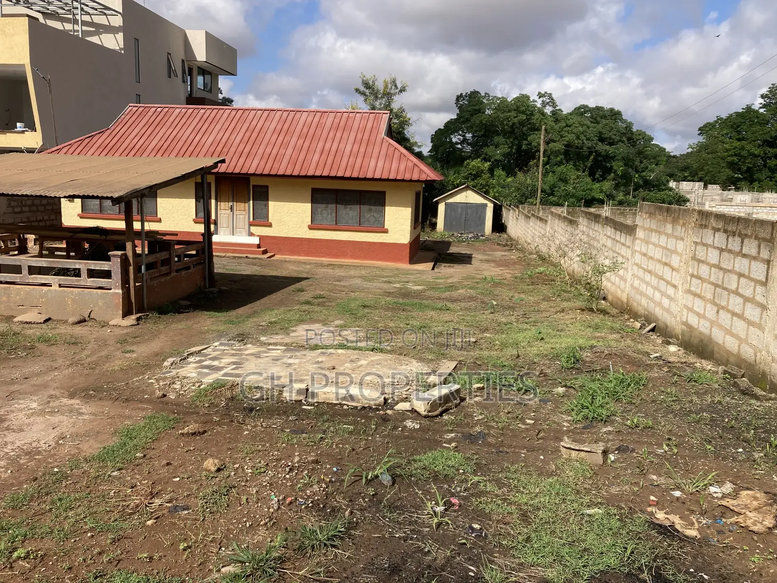 One Plot for Sale at Danyame Opposite Golden Tulip Hotel.