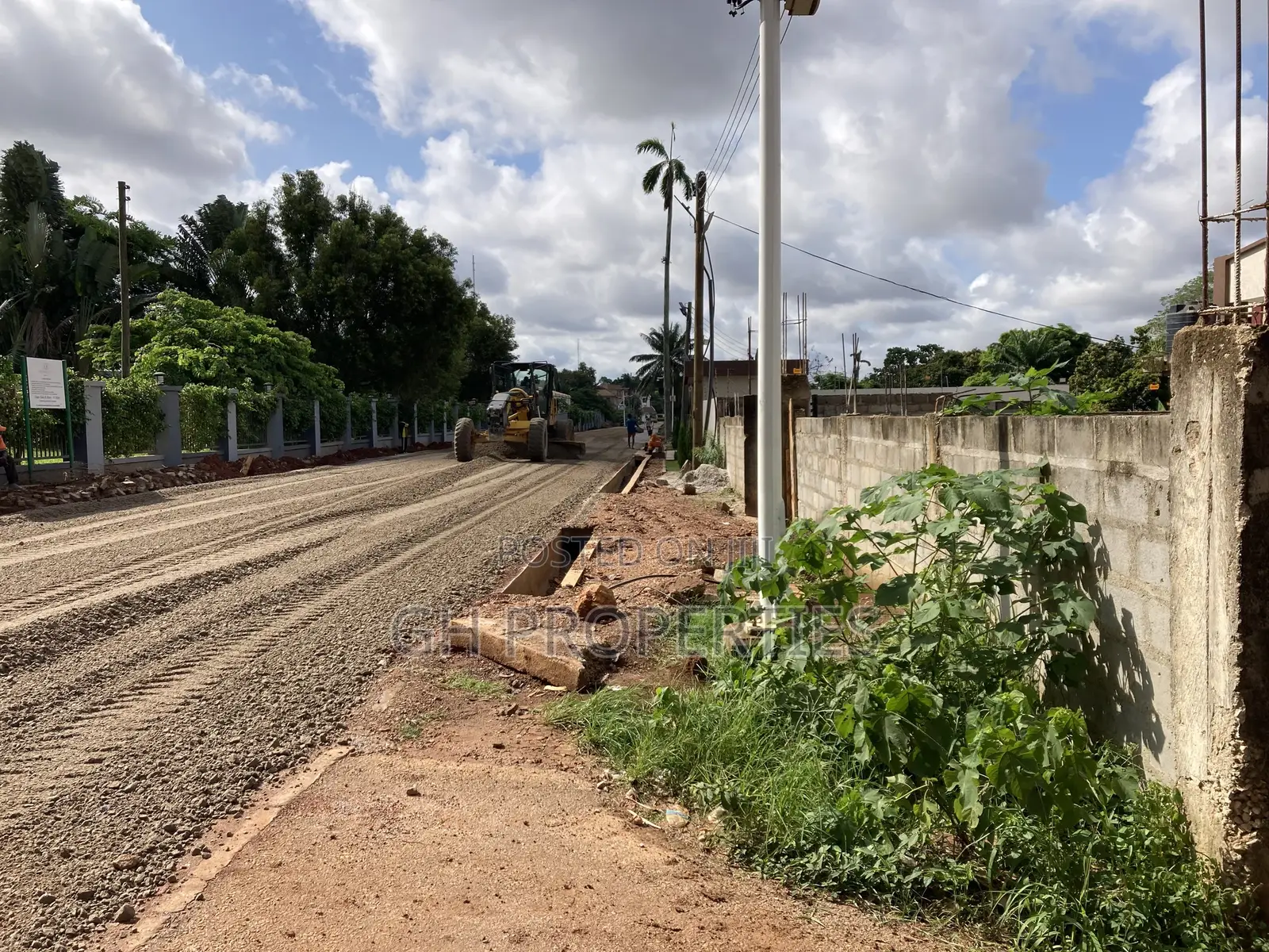 One Plot for Sale at Danyame Opposite Golden Tulip Hotel.