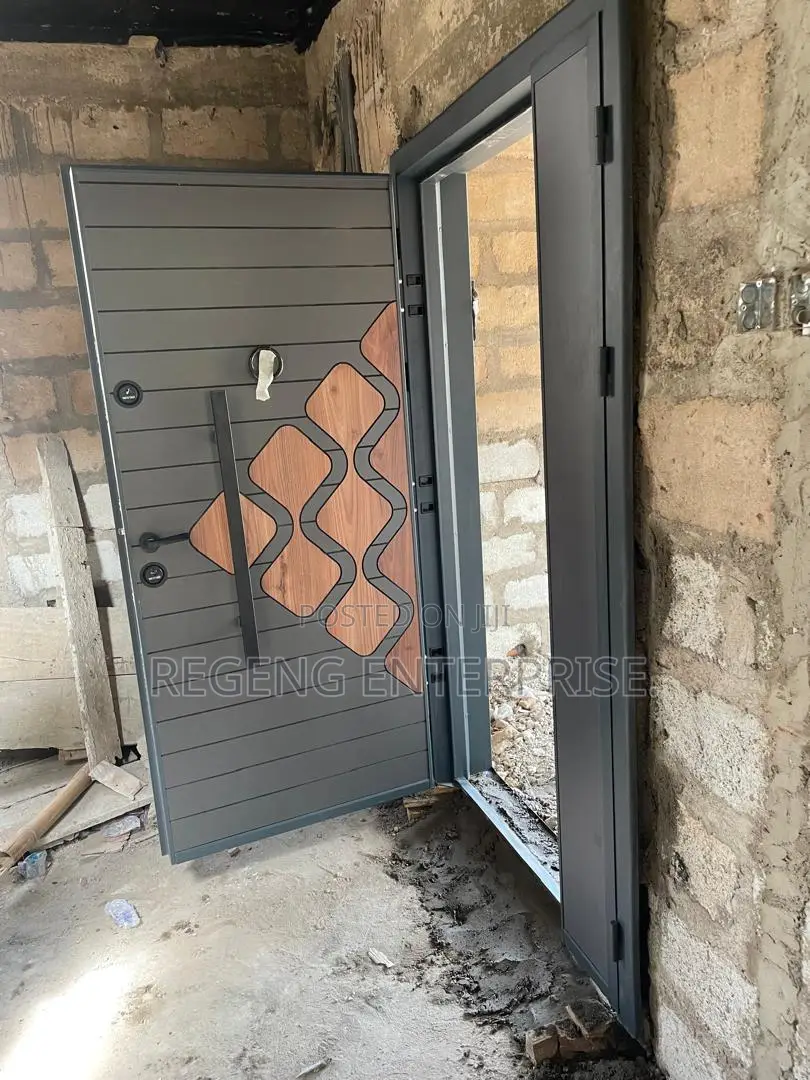 Heavy-Duty Turkish Star Co Security Door