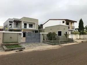 4bdrm Duplex in Adenta Sda, Accra Metropolitan for sale