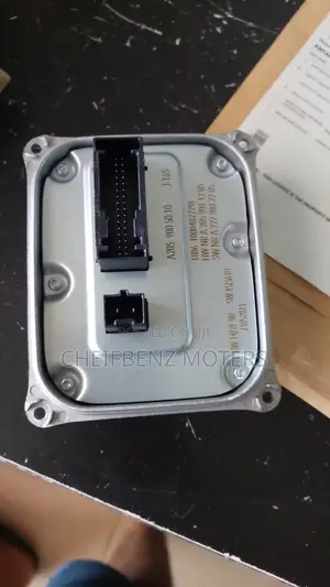 Mercedes Benz C300 W205 2016-2019 Headlight Charger