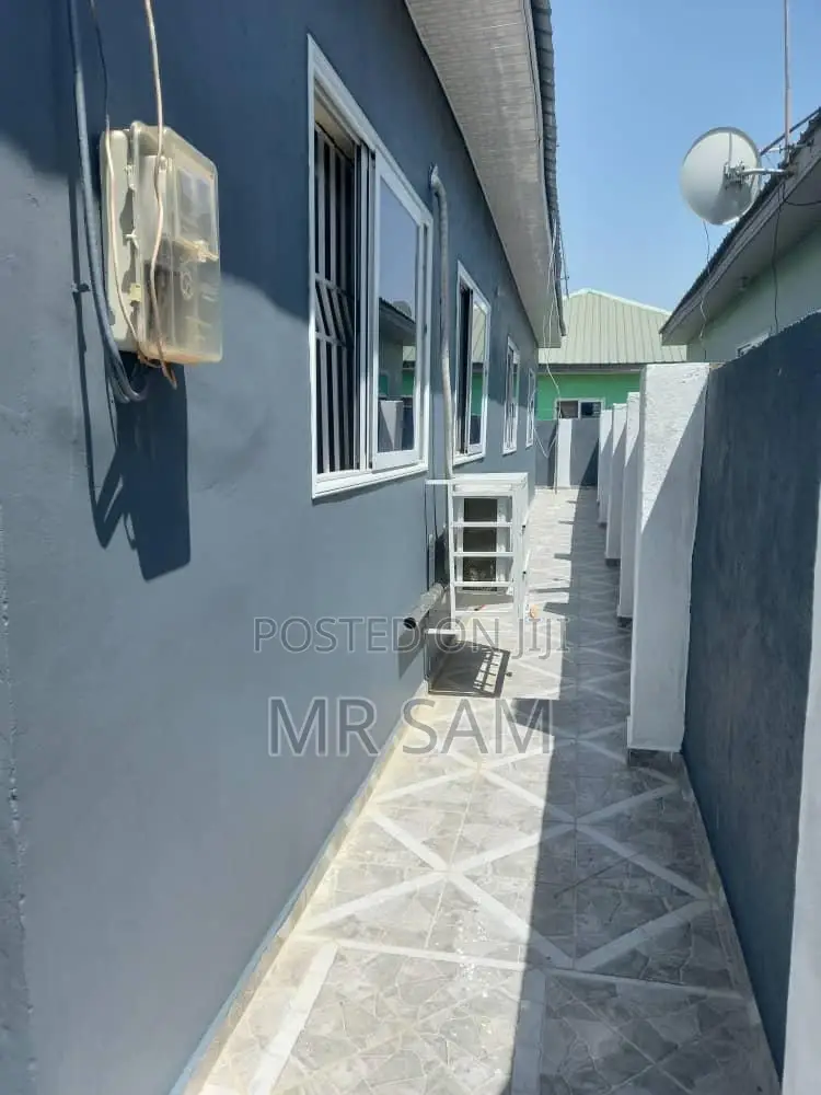 3bdrm House in Kasoa for sale