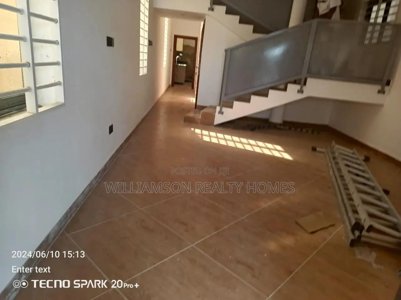 3bdrm House in Community 18 Area, Spintex for rent