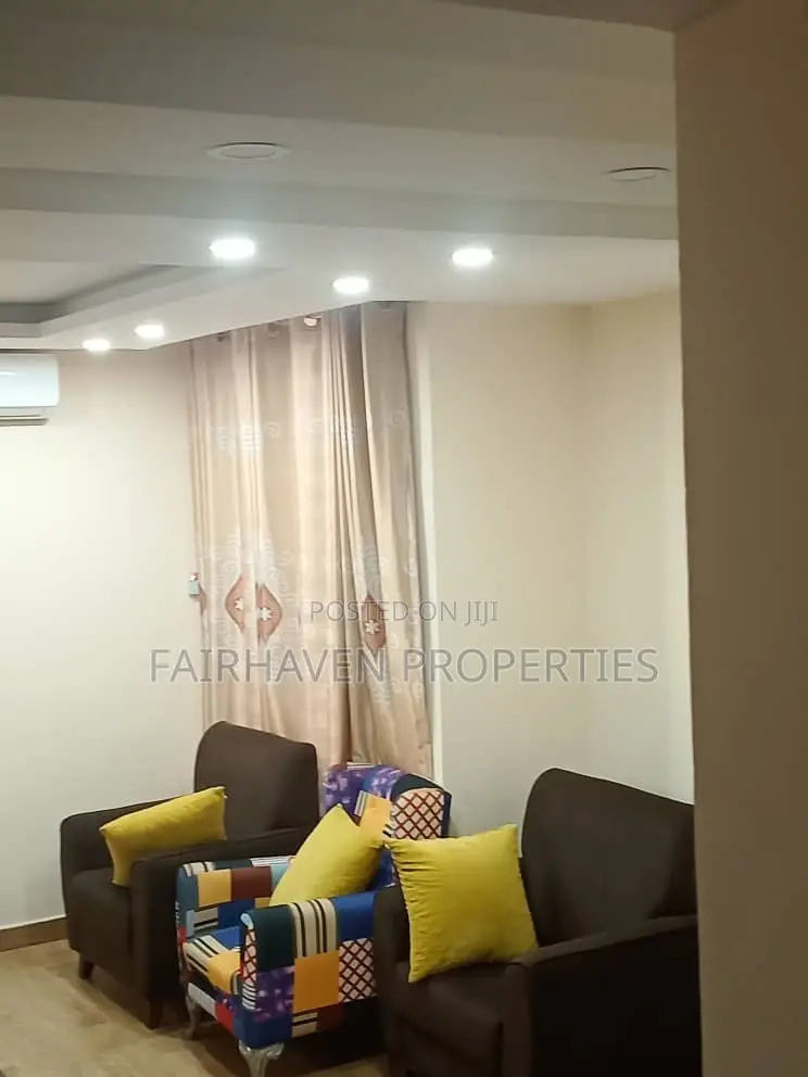 3bdrm House in East Airport for sale