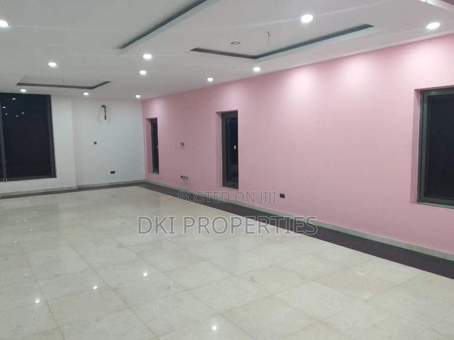 5bdrm House in Dki Properties, East Legon for sale