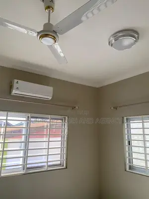 3bdrm House in Ecobank, Spintex for rent