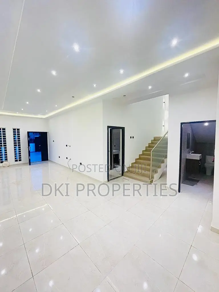 4bdrm House in Dki Properties, East Legon for sale