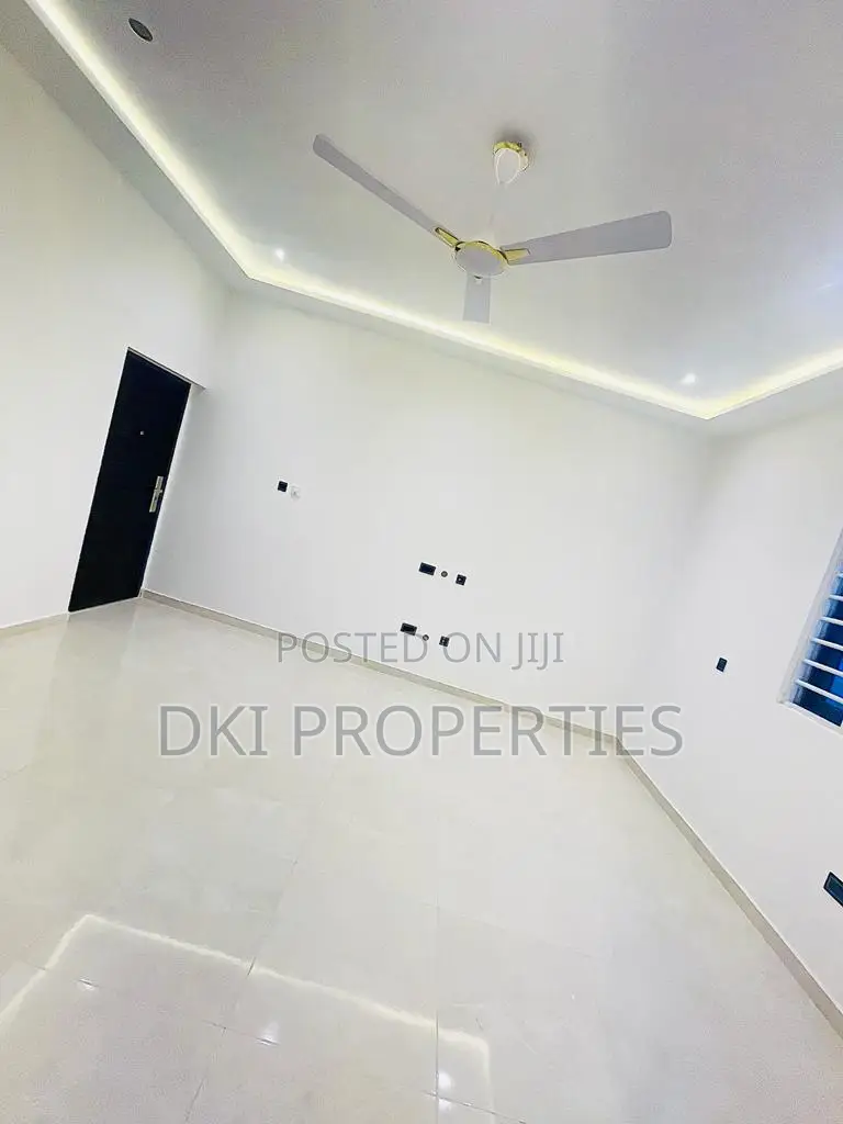 4bdrm House in Dki Properties, East Legon for sale