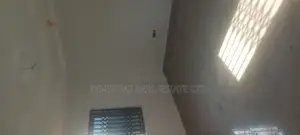 1bdrm Duplex in De-Icons Real Estate, Awutu Senya East Municipal
