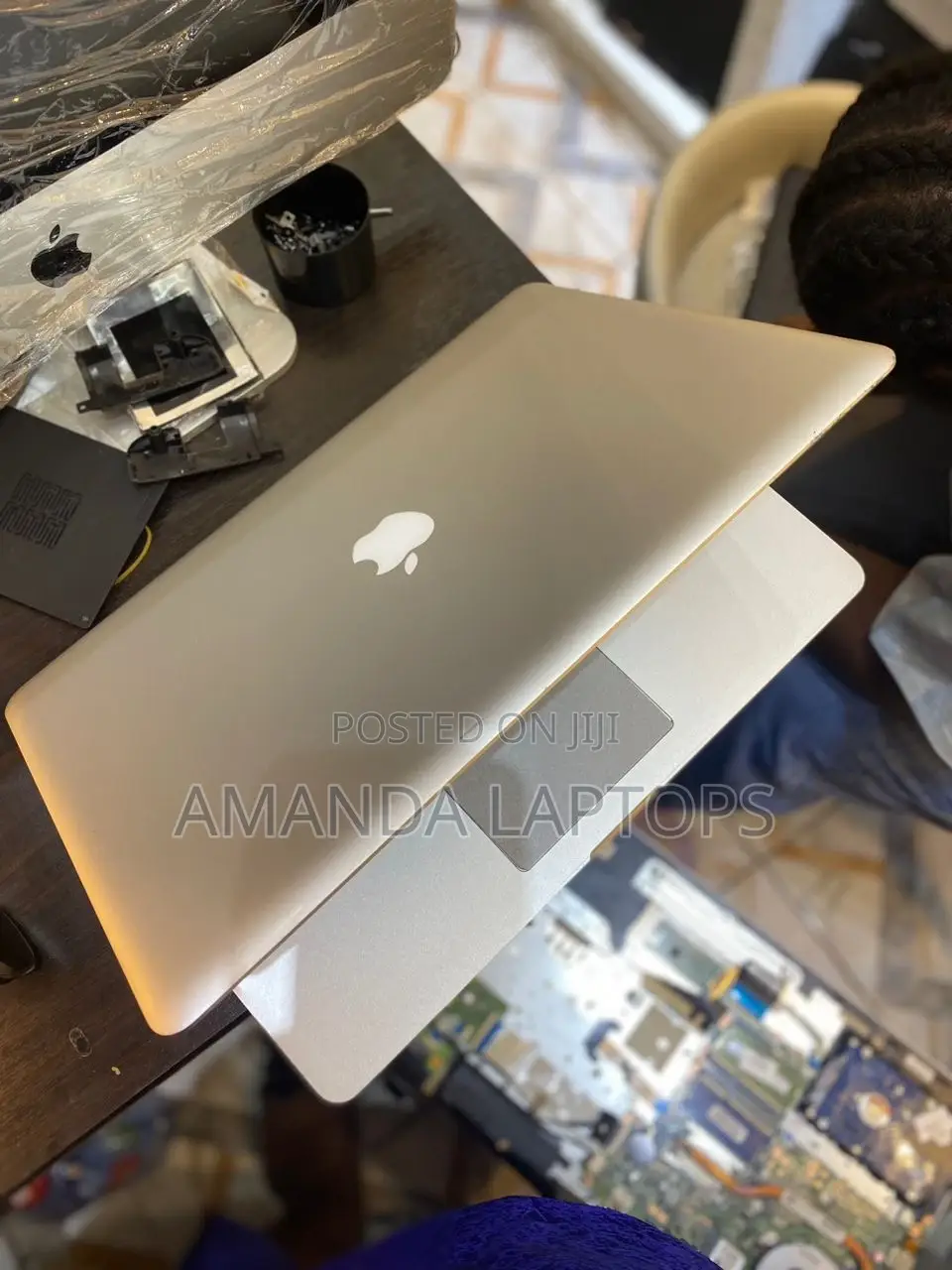 New Laptop Apple MacBook Pro 2011 8GB Intel Core I7 HDD+SSD 256GB