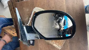 Cadillac Escalade 2007 Side Driving Mirror