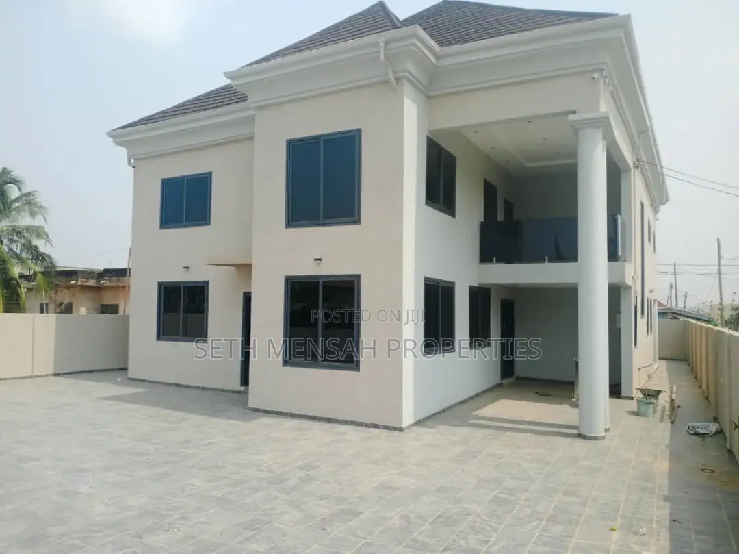 4bdrm House in Skm, Ashomang Estate for sale