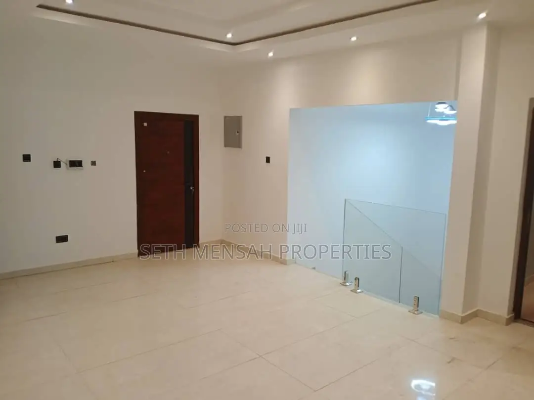 4bdrm House in Skm, Ashomang Estate for sale