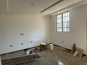 4bdrm Duplex in Rightkey, Kumasi Metropolitan for sale