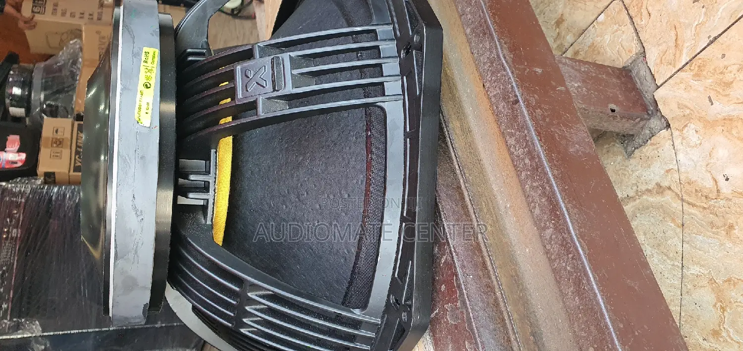 X-boom Naked 18 Speaker