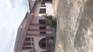 7bdrm House in West Legon for rent