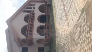 7bdrm House in West Legon for rent