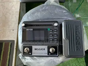 MOOER GE-100 Guitar Multi-Effects Processor