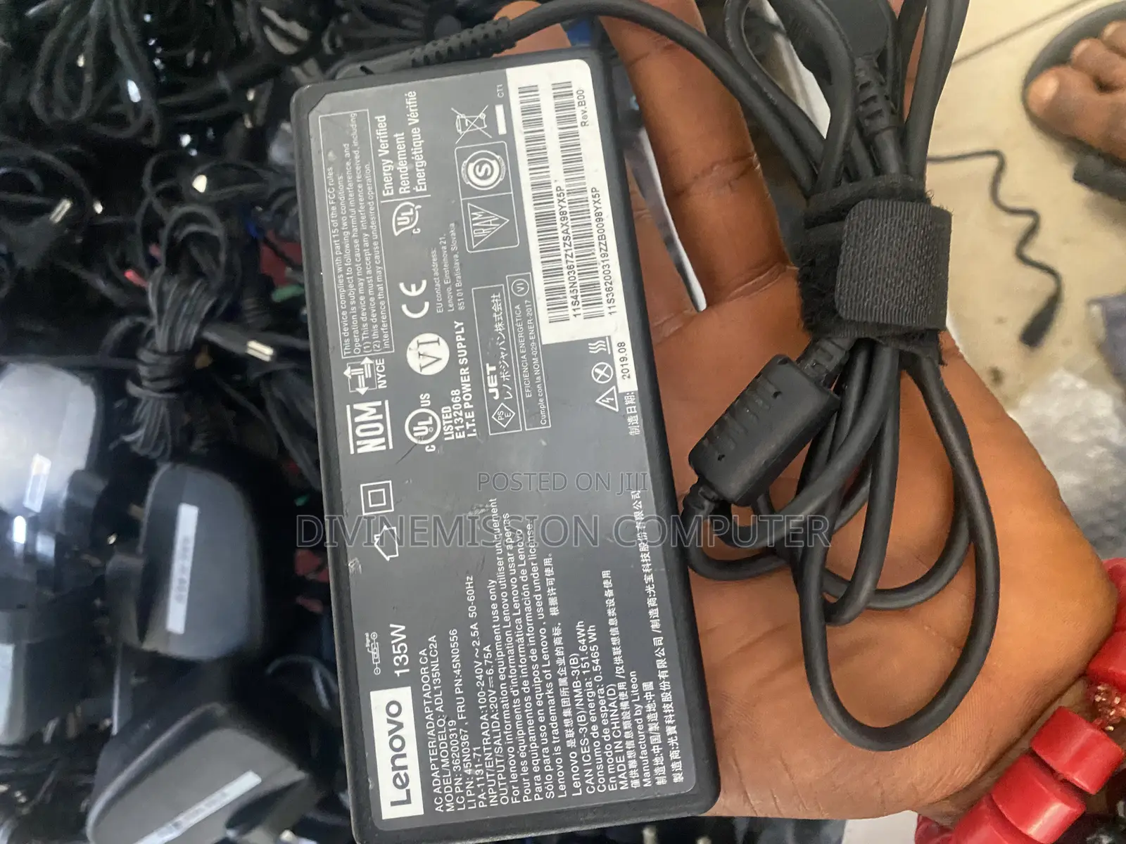 Lenovo Usb 20v-6.75a / 135w / UK USED Adapter/Charger