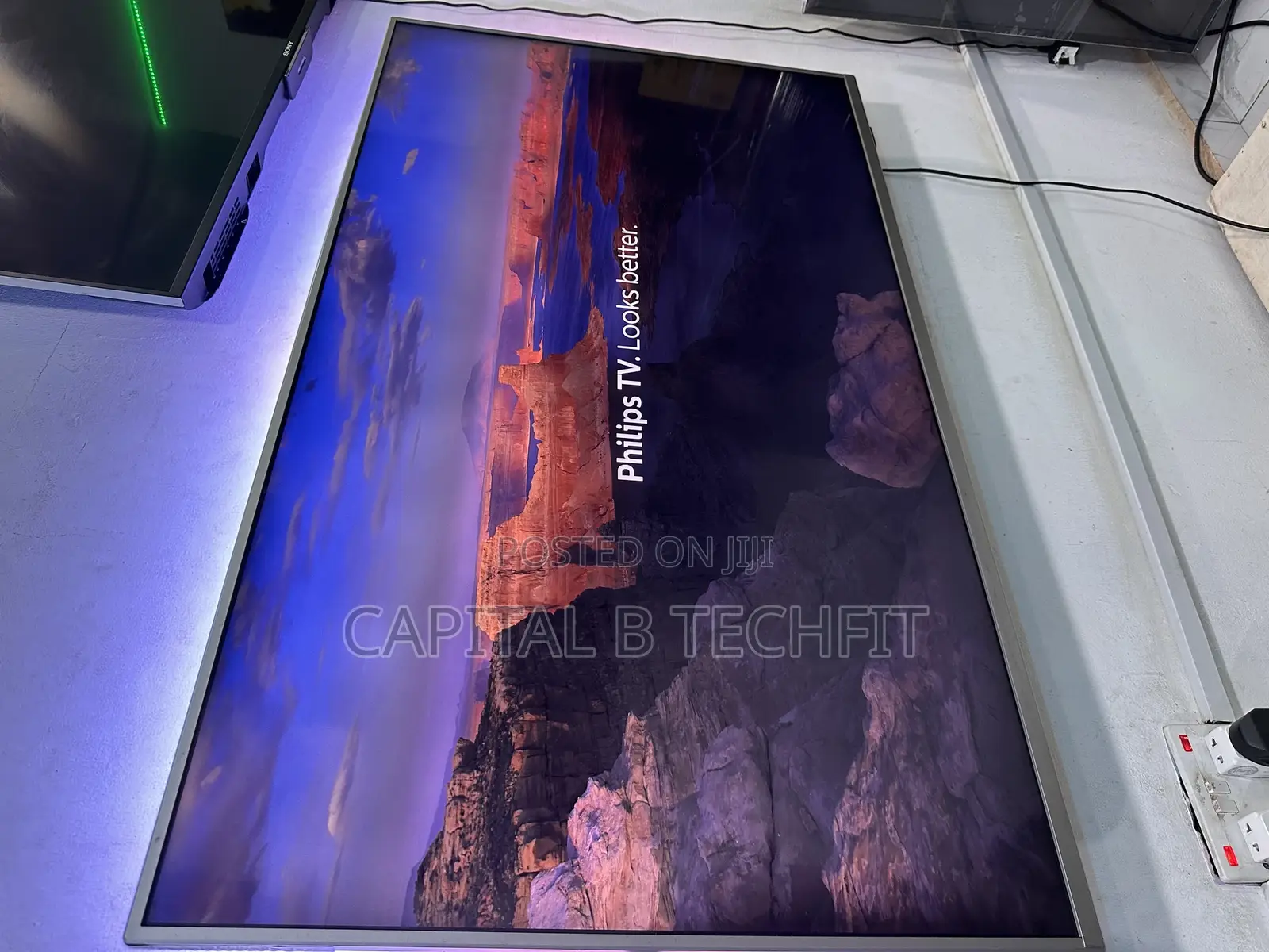 55inches Full Digital Satellite Uhd Led Phillips Tv