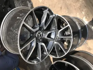 Mercedes Benz Amg Rim Twenty (20)