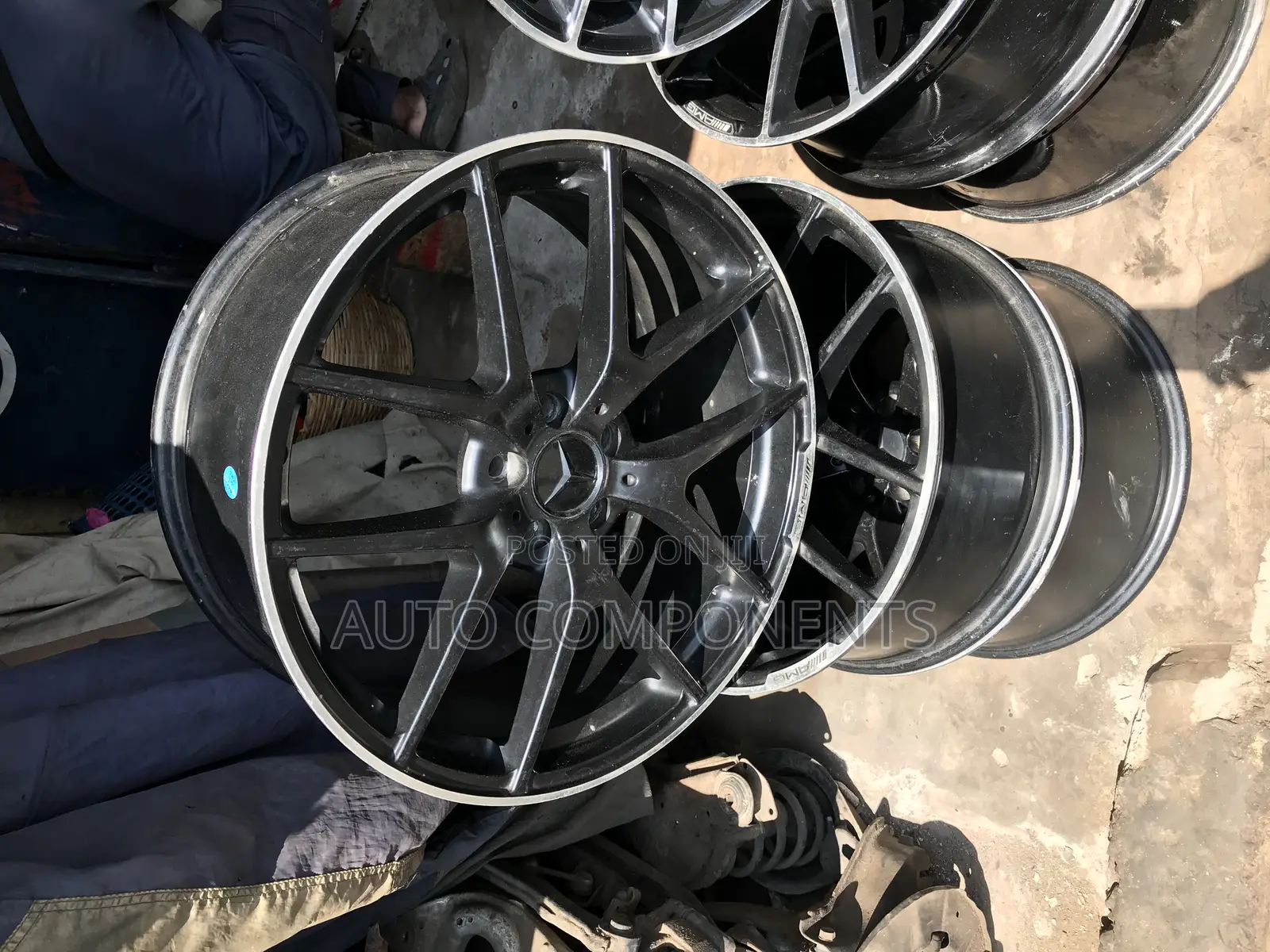 Mercedes Benz Alloy Rim Nineteen (19)