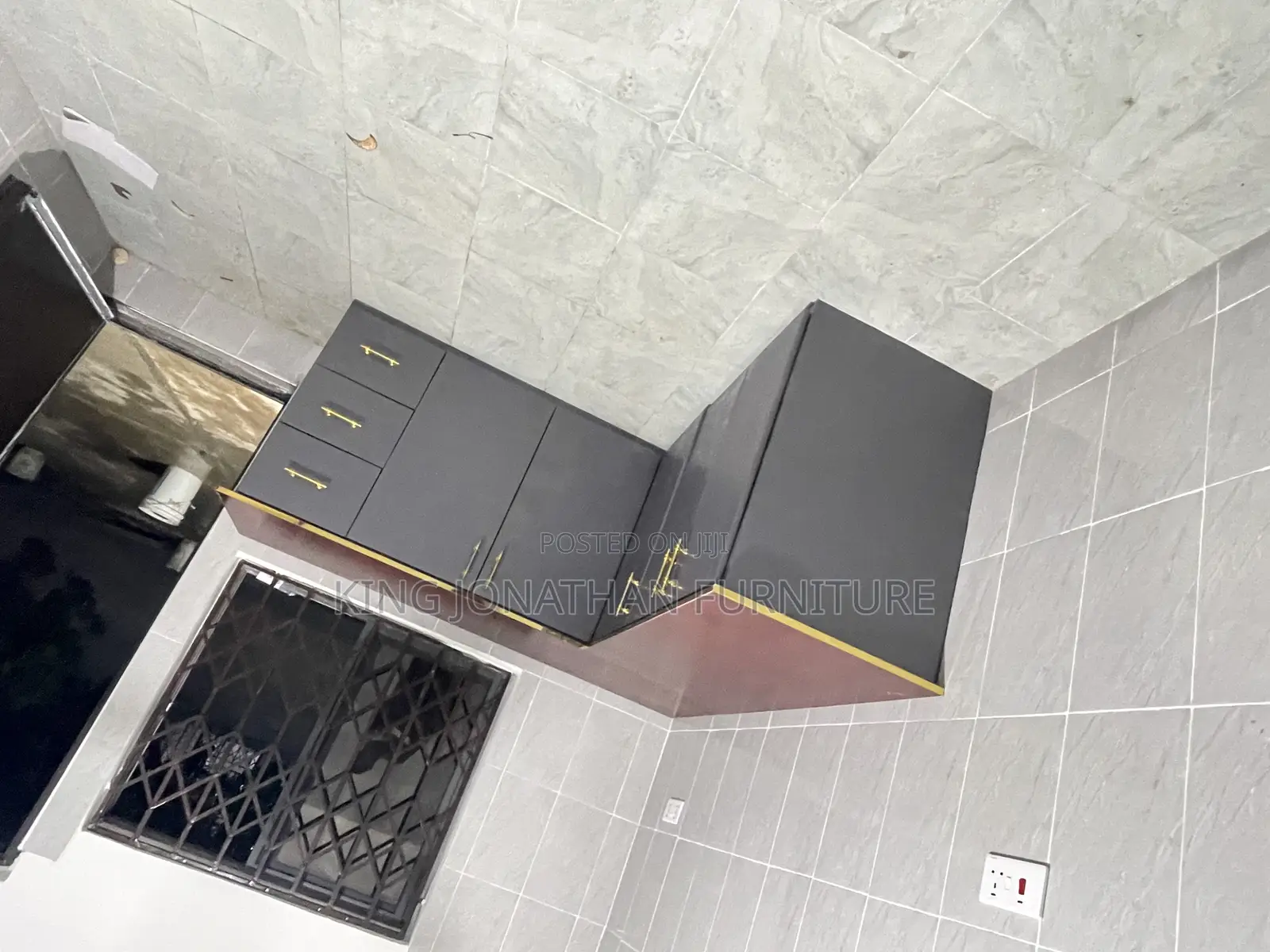 Kitchen Cabinets From King, Jonathan, Furniture and Door