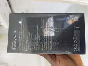 New Samsung Galaxy S9 64 GB Black