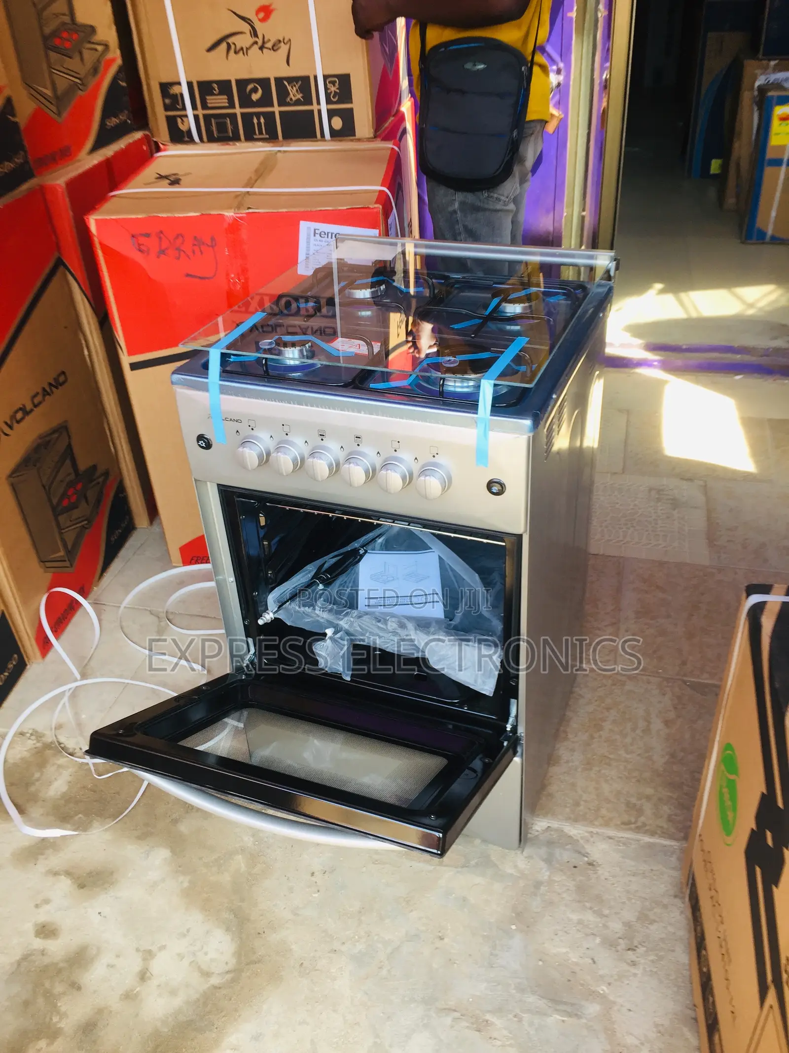 Available Now Grey Auto Ignition Oven With Inside Lump 4b