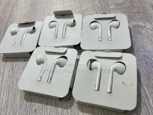 Original Apple Lighting Earpiece