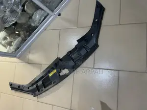 Radiator Cover Highlander 2008 to 2012