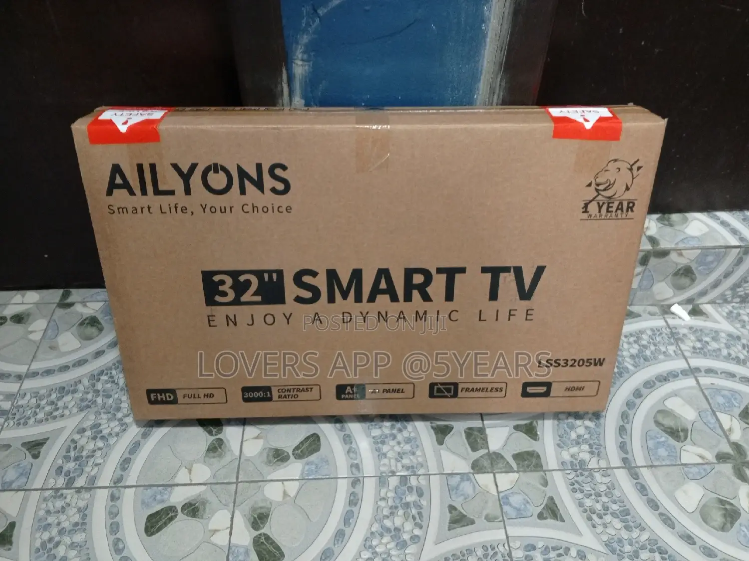 Ailyons Smart Television Television TV 32inches Quality