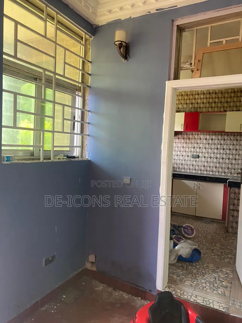 2bdrm House in De-Icons Real Estate, Awutu Senya East Municipal