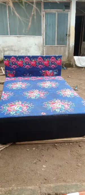 Inbuilt Bed