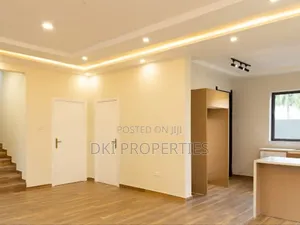 3bdrm House in Dki Properties, North Legon for sale