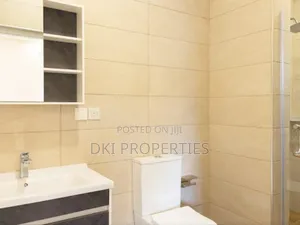 3bdrm House in Dki Properties, North Legon for sale