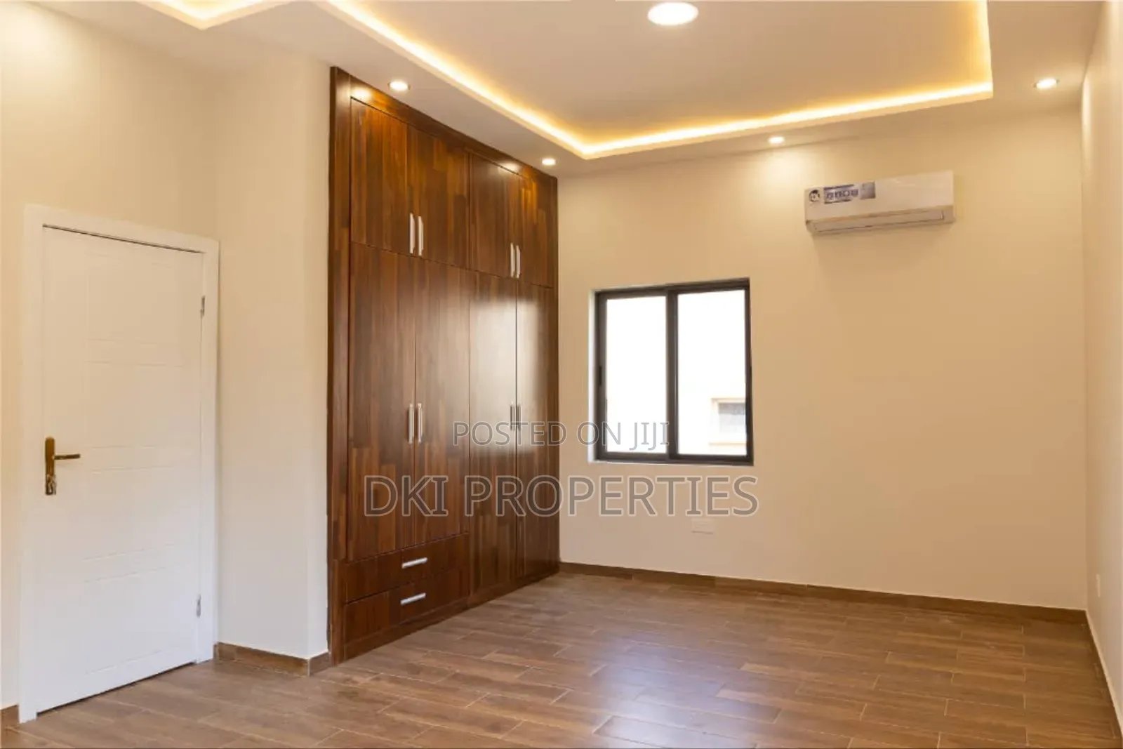 3bdrm House in Dki Properties, North Legon for sale