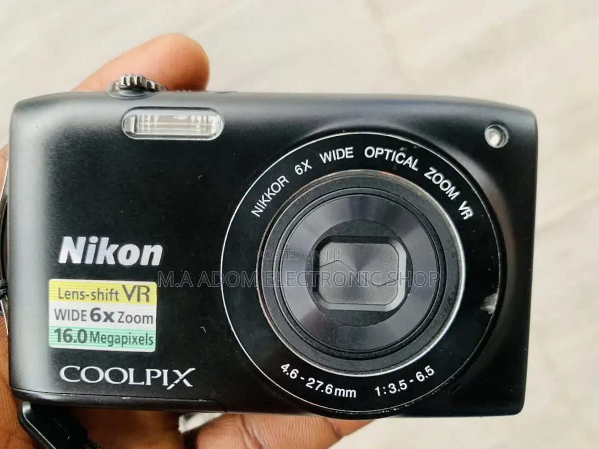 Used Quality Nikon Coolpix S3300 Digital Compact Camera.