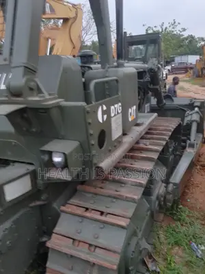 Almost New Dozer CAT D7G , Full Air-Condition for Sale Only