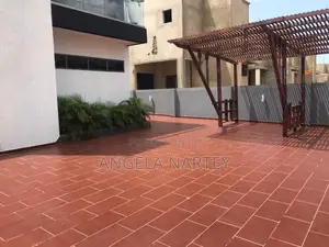 3bdrm House in Manet-East Airport, Accra Metropolitan for sale