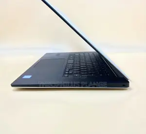 New Laptop Dell Precision 5530 8GB Intel Core I7 SSD 256GB
