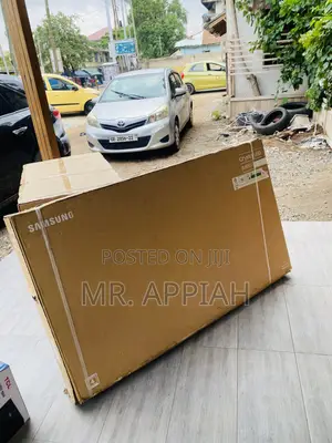 (65CU8000)Samsung 65 Inch Crystal Uhd Smart Television.