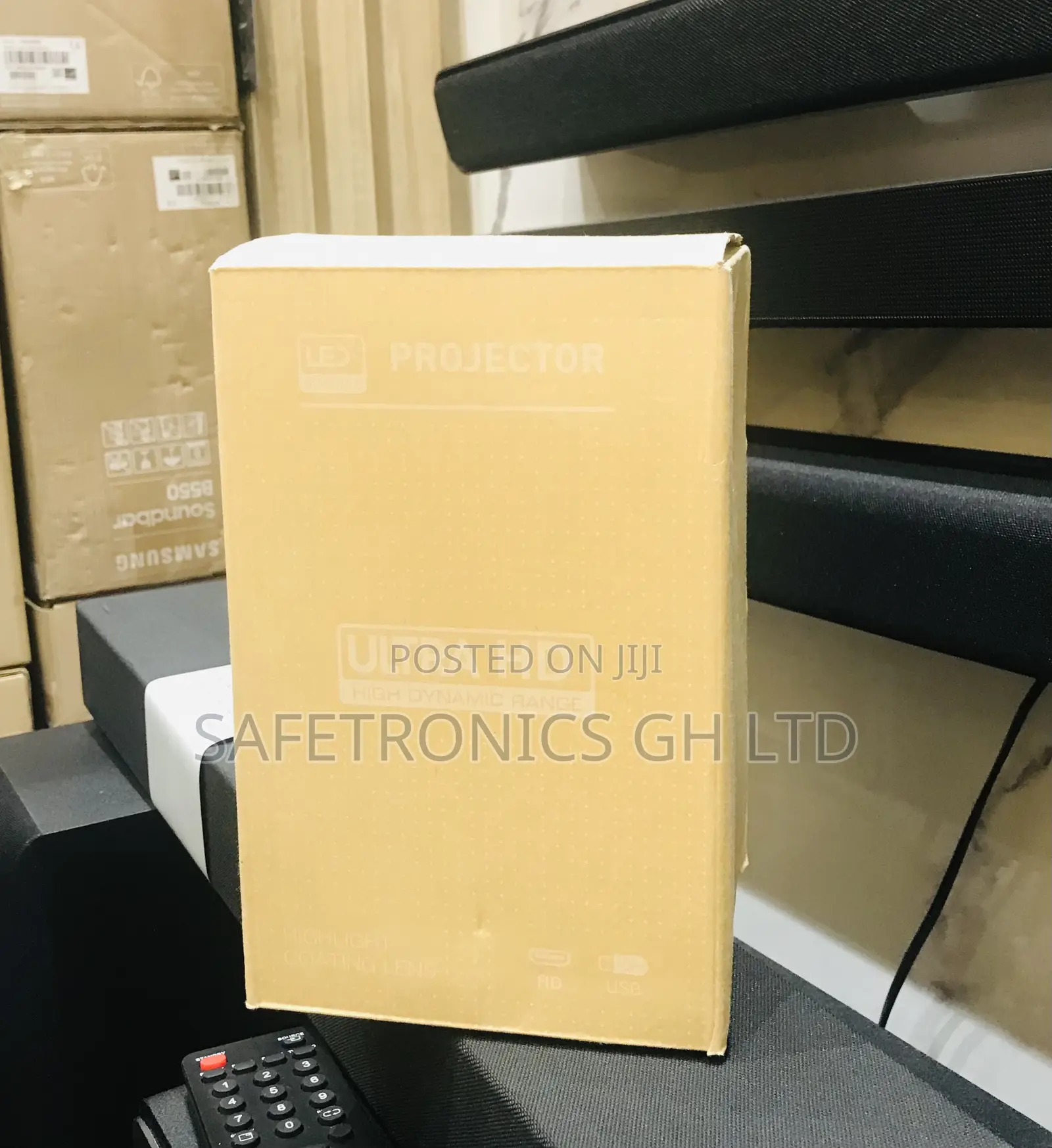 Affordable Ultra HD Led Source Projector 