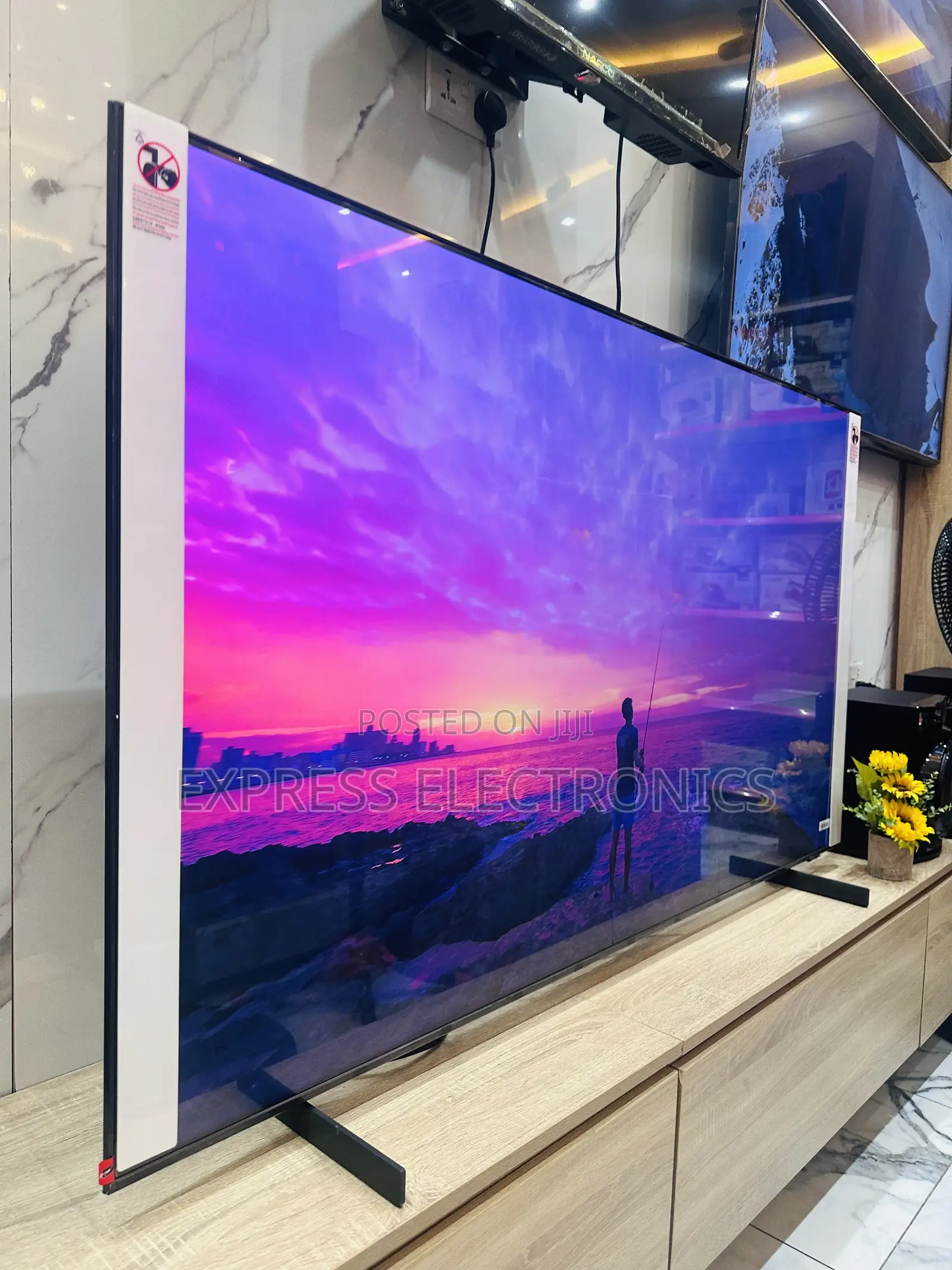 Revolution Uhd Smart 65”Cu7000 Samsung Television
