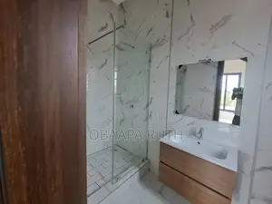 4bdrm Duplex in Anc, American House for rent
