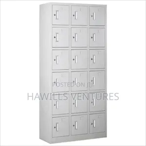 I8 Doors Metal Cabinet